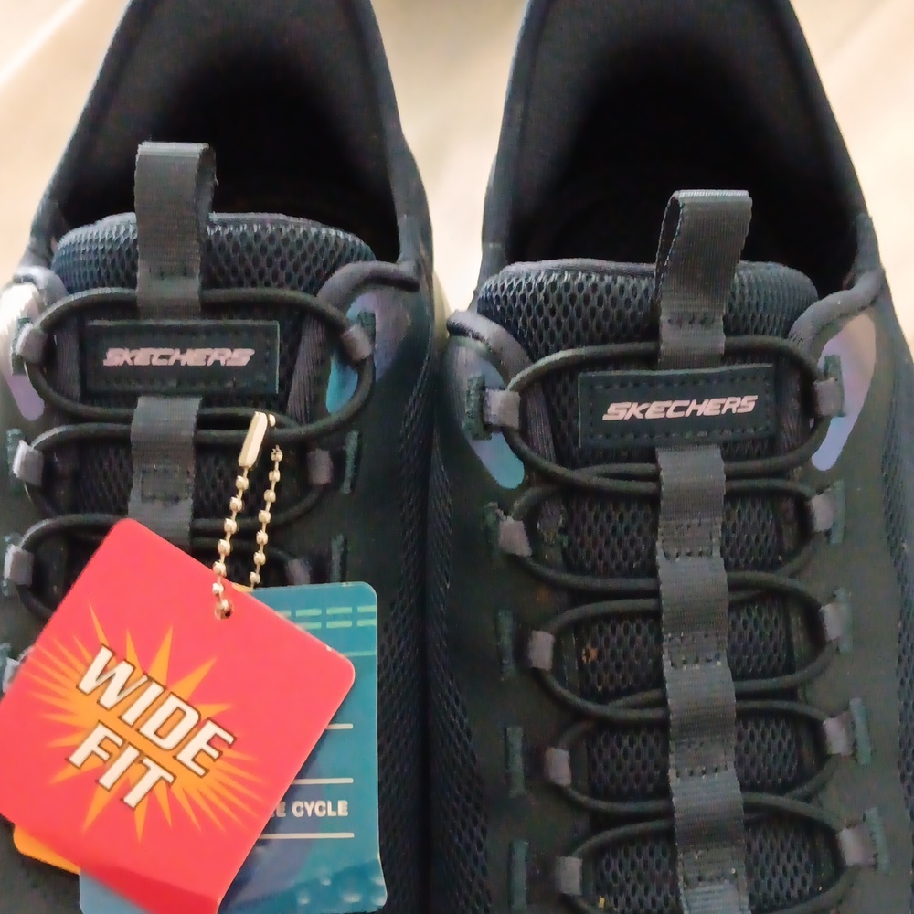 Sketchers Slip in Sneakers